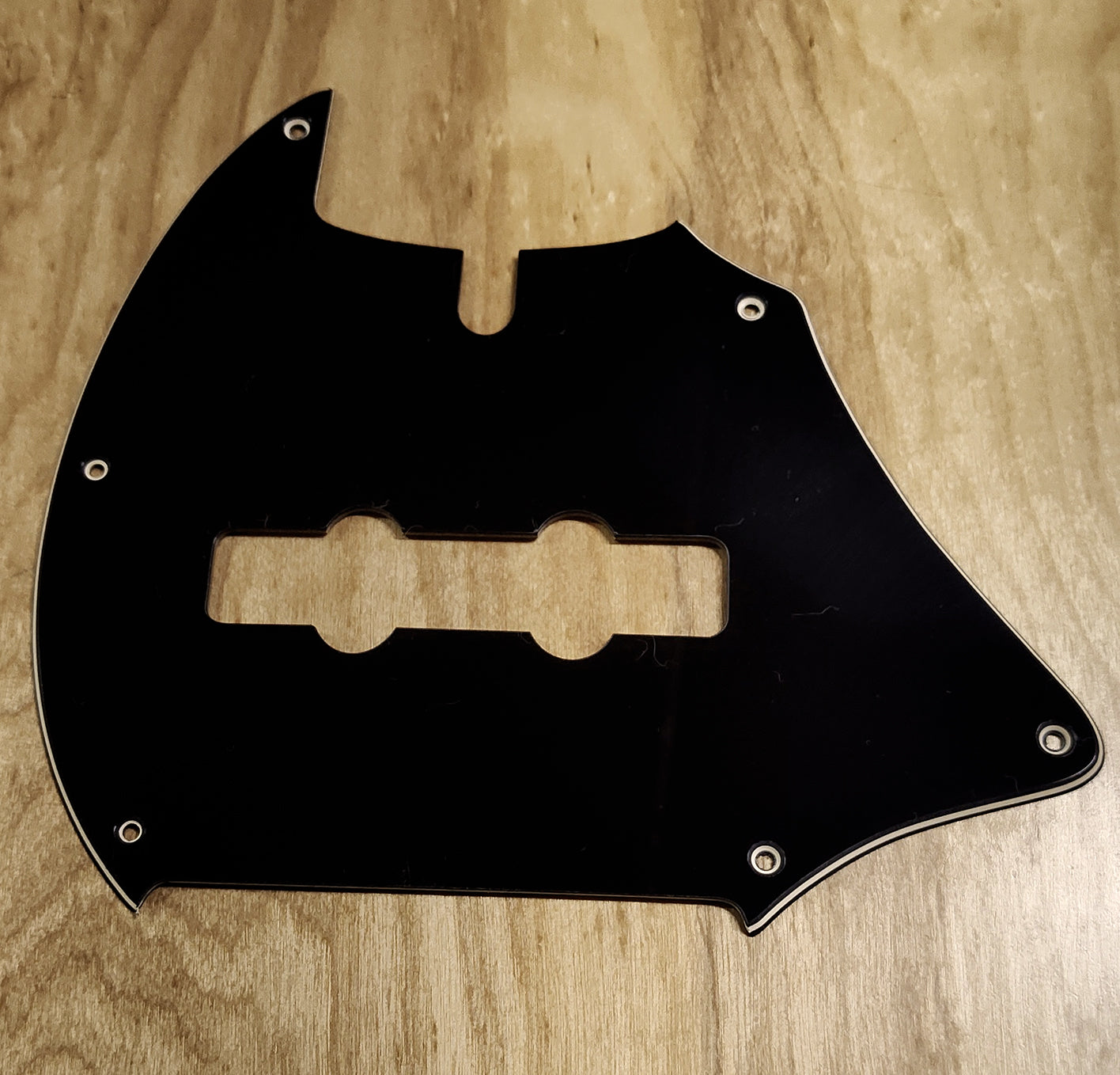 Lakland 55-02 Pickguard Black – Quick Guards