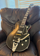 Gretsch 5220, 5230, 5445 Custom Black Chrome Border Pickguard